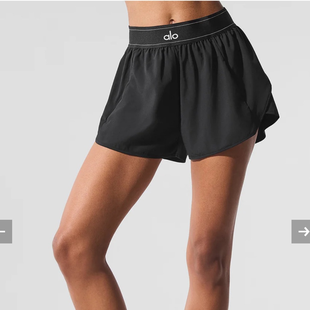 Alo Yoga Match point Shorts